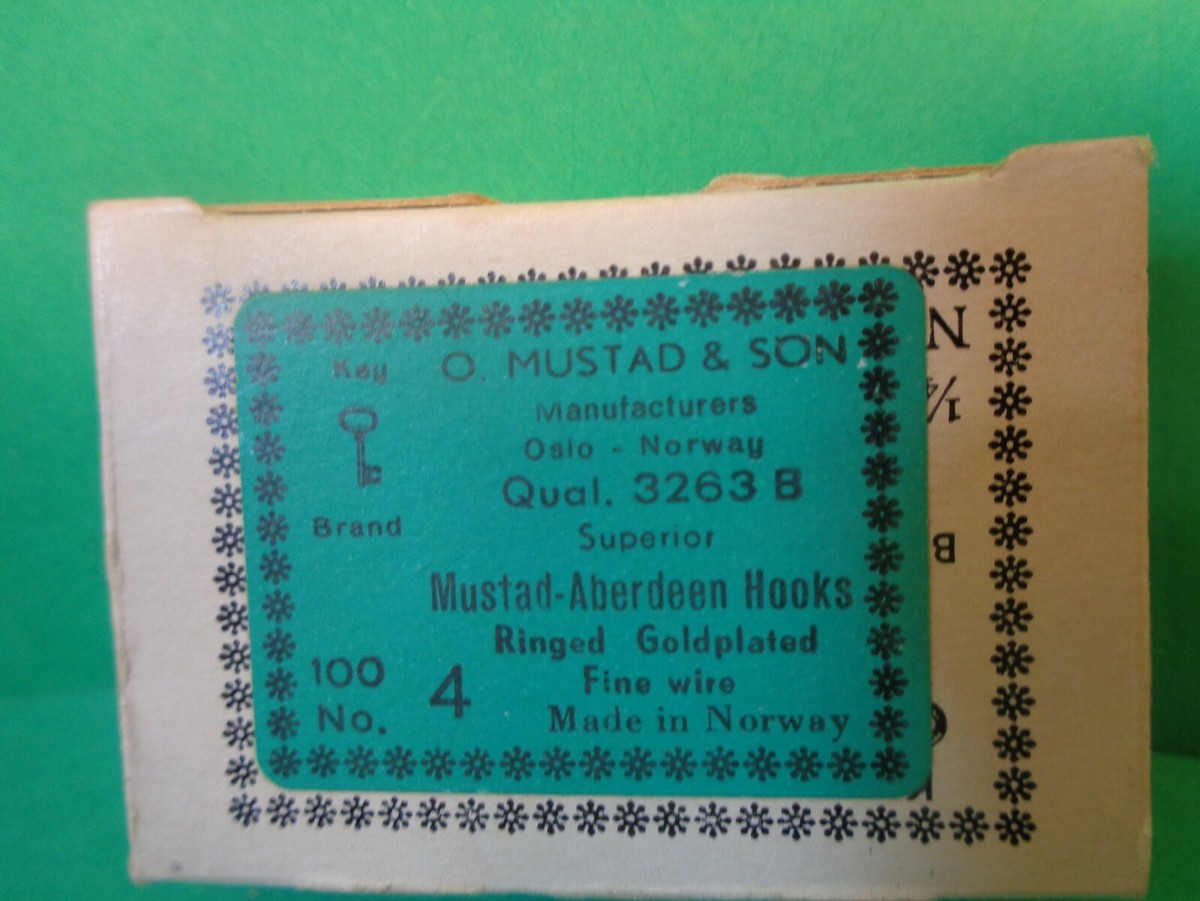 Mustad Gold Aberdeen Hooks, #3263B Size 4, 100 Count, Box (New)