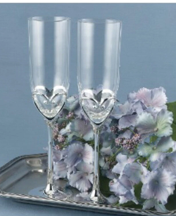Flautas tostadas champán Hortense B. Hewitt corazones abiertos tallos 2 flautas Foto 4 de 4