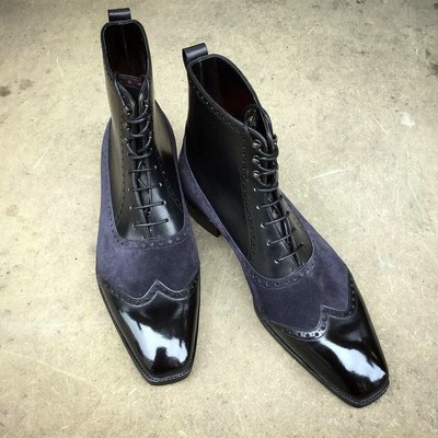 Maßgefertigte marineblaue schwarze Lederstiefeletten, Flügelkappe Jeans Freizeitstiefel, Herrenstiefel