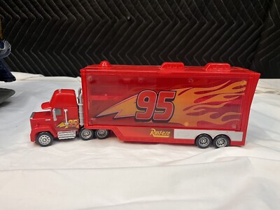 Disney Pixar Cars Rust-Eze #95 Lightning McQueen Semi Hauler Trailer 11'' Long