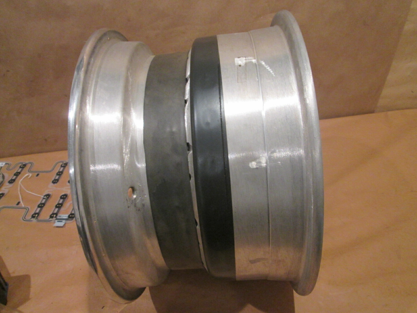 Borrani Wire Wheel 15X9 Ferrari 365 GTB/4  Refurbished P/N RW4300 - MC3039/2