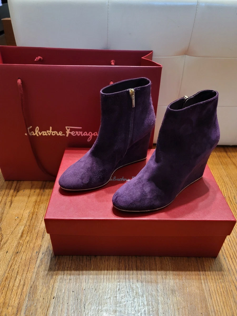 Plum top colored booties