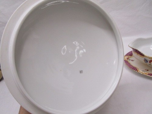 Phoenix China Czechoslovakia Floral Fish Scale Veg Bowl Gravyboat & Small Dish - Picture 7 of 16
