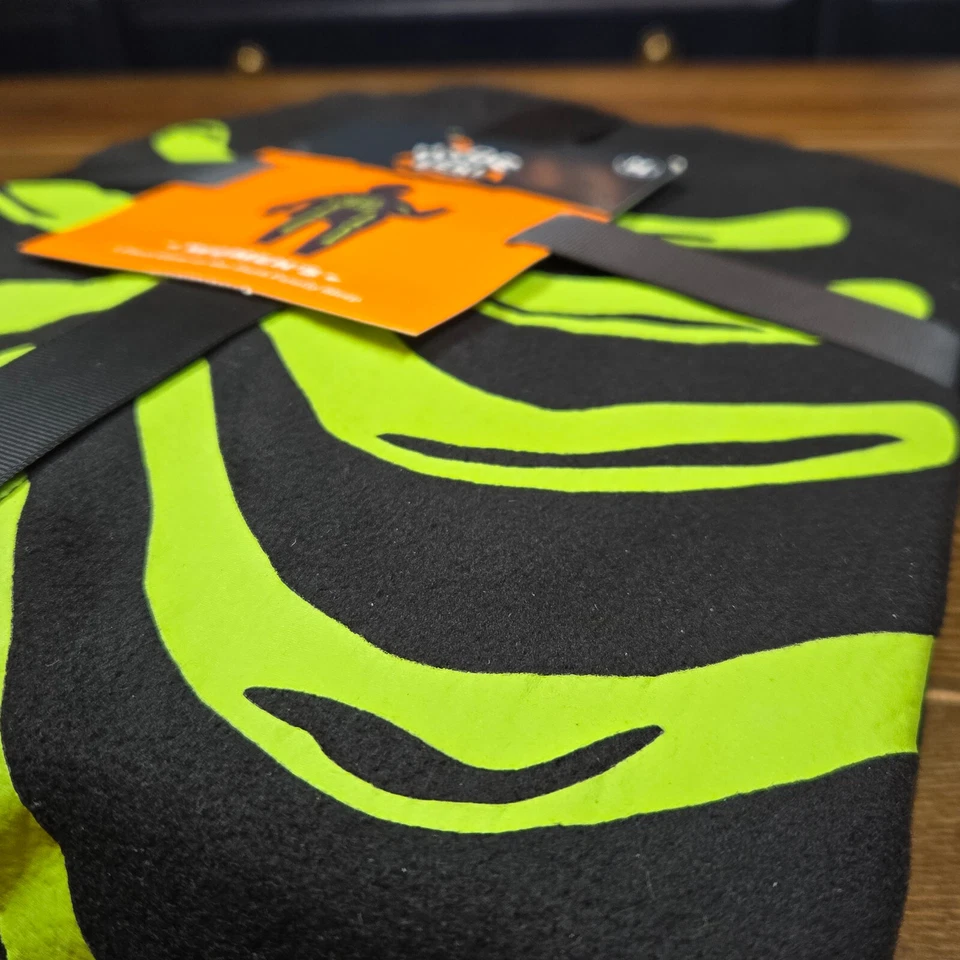 Hyde & Eek Halloween Women’s Glow-In-The-Dark Skeleton Pajamas PJs Suit Medium - Image 4 of 4