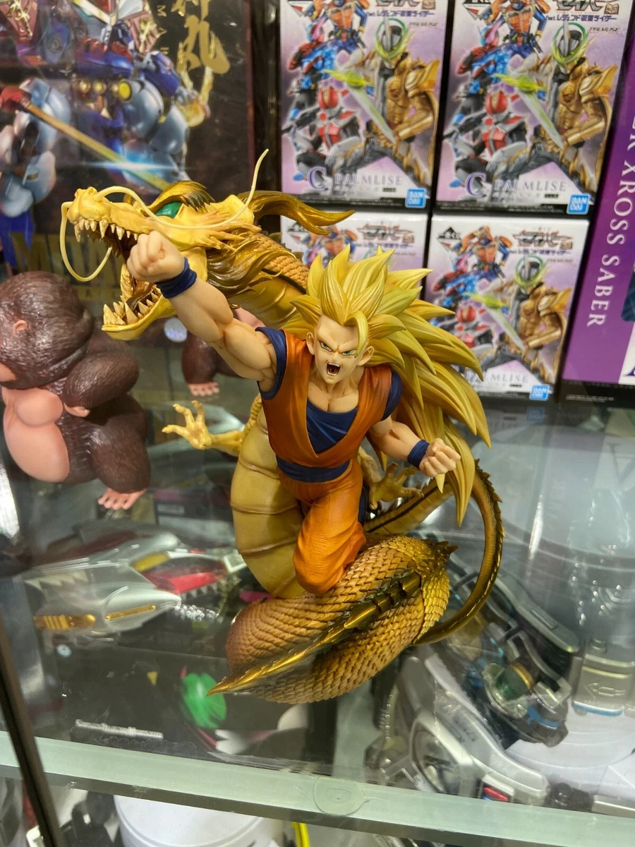 Bandai S.H. Figuarts Super Saiyan 3 Son Goku Dragon Ball Z Action Figure