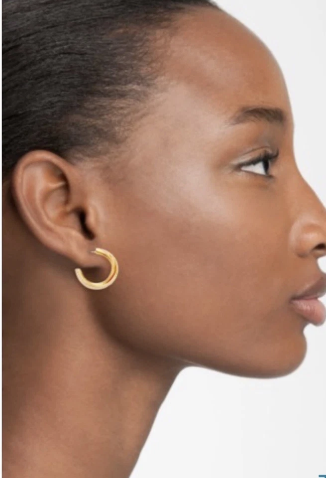 Серьги-кольца со скрещенными кристаллами Nadri - Изображение 2 из 3