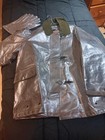 Picture 2 of 4
