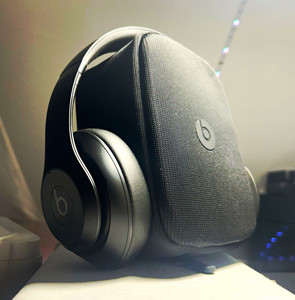 Stussy Beats Studio Pro | eBay
