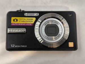 Panasonic Lumix DMC-F3 12MP 4x Optisch Kamera Für Teile Display Nicht Arbeiten
