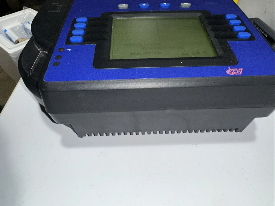 ADP MODEL 4500 DIGITAL EMPLOYEE ETHERNET TIME CLOCK - Image 2 of 4