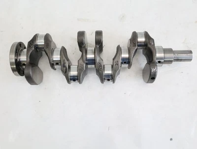 Crankshaft Kia Venga 231102A700 Genuine Used - Image 1 of 3