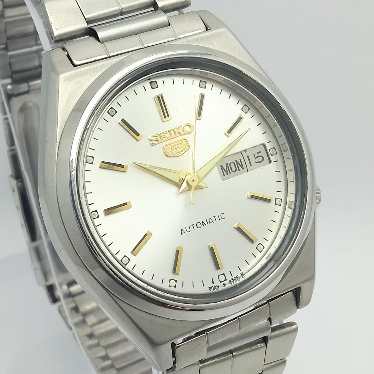 Day/Date 7009-8762 Vintage Watch Seiko Automatic 5 Men’s RUB189SAL5 - vintagewatches.pk
