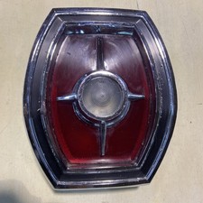 1965 Ford Galaxie 500 Xl Rear Tail Light With Housing Assembly Oem C5ab-13a537-a 1965 Ford Galaxie 500 Xl Rear Tail Light With Housing Assembly Oem C5ab-13a537-a