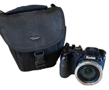KODAK PIXPRO AZ361 DIGITAL CAMERA With Bag Untested 