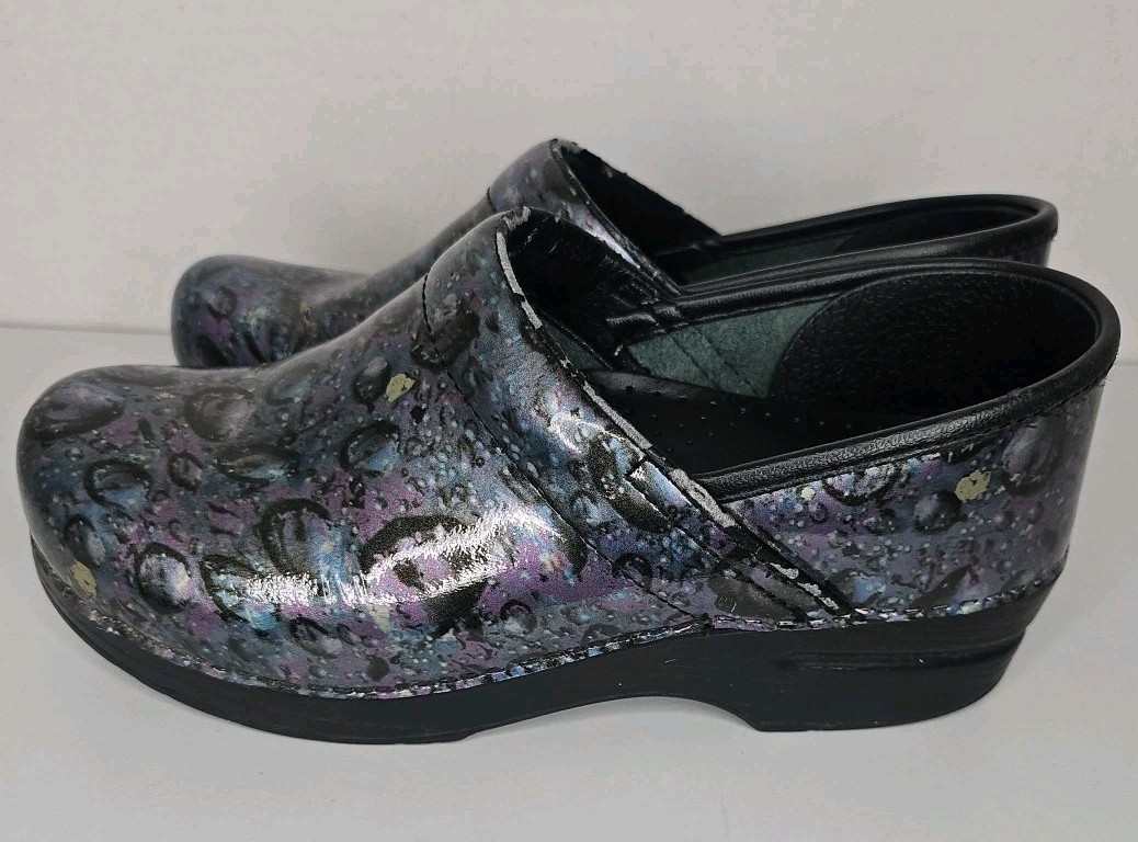 Dansko Pro clogs iridescent bubbles raindrop  EU … - image 8