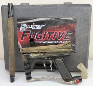 Vintage Bruizer Paintball Gun Marker Black Barrel Fugitive Case UNTESTED READ