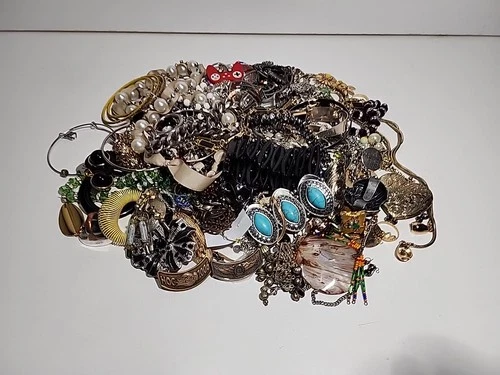 2.15 Pounds Vintage/ Modern Costume Jewelry Bead Junk Tangled Estate Craft Lot