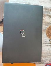 Fujitsu LIFEBOOK A555 15,6 Zoll i3-5005U 4GB RAM 119GB SSD Windows 10