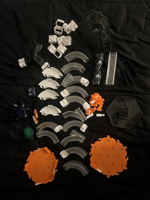 Large Lot Of HEXBUG Nano Habitat Pieces - Includes HEX Nanos, Spider & Track