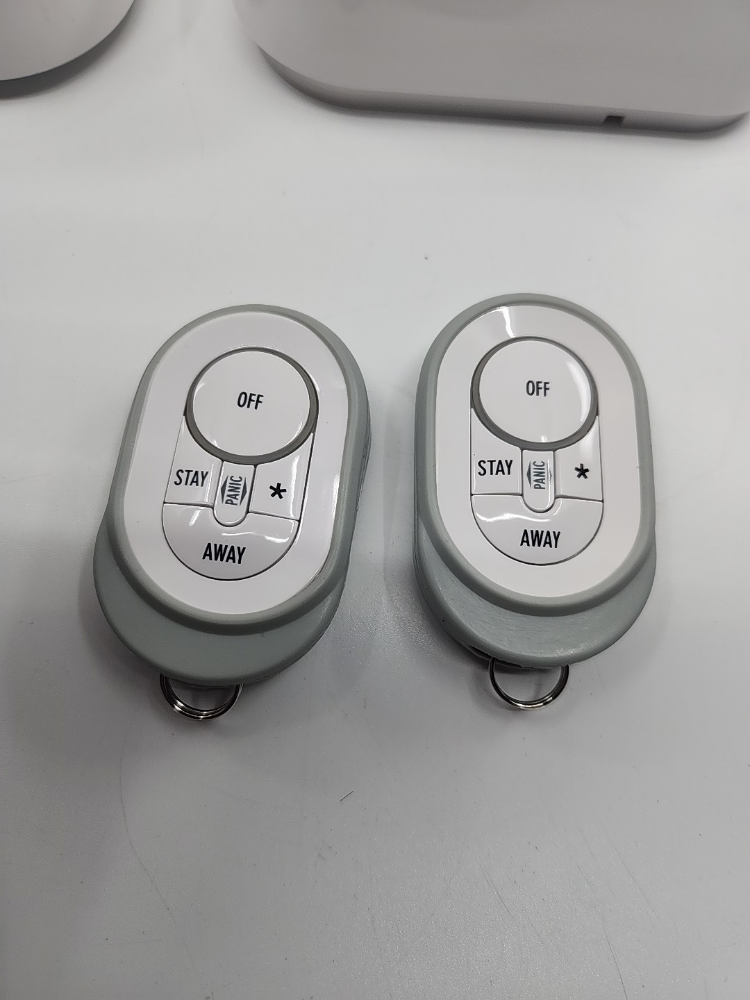 LIFESHIELD HOME SECURITY SYSTEM S30 STATION, SPR1R0 -28 Power Supply, 2 REMOTES