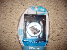 NEW PSYCLONE CHARGE STATION FOR WII W/ 2 BATT...