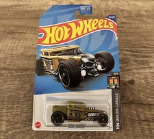 Hot Wheels Bone Shaker 4/5 HW Dream Garage 105/250  NEW  