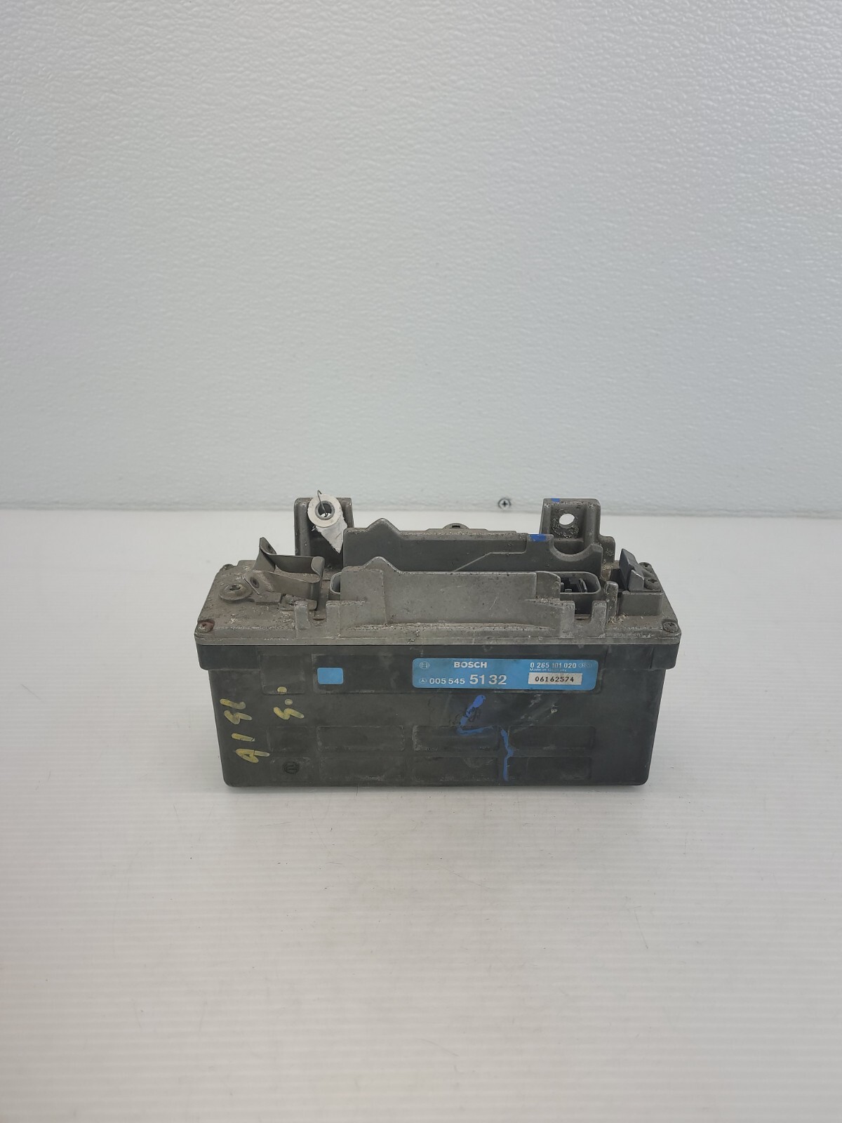 1986 - 1993 MERCEDES-BENZ 300D 300E 380 420 ABS CONTROL MODULE 