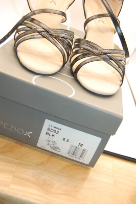 NIB Capezio SD02 8.5 M 2.5 ROSA BLK Not Returnable