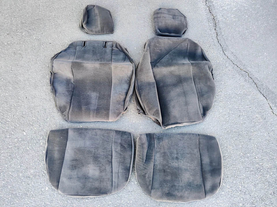 Exact Fit Front Seat Covers Including Dash Cover 2003-2008 Toyota Matrix T770H8 - Image 2 of 4