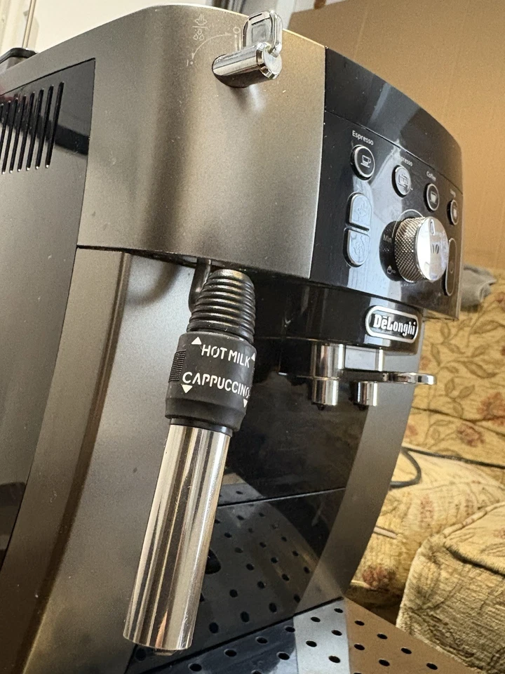 De'Longhi Magnifica S Smart Bean-to-Cup Coffee Machine - Titanium Black..., photo 2 of 5