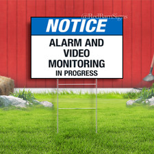 Letrero de alarma y videovigilancia en curso interior exterior patio con estaca metálica