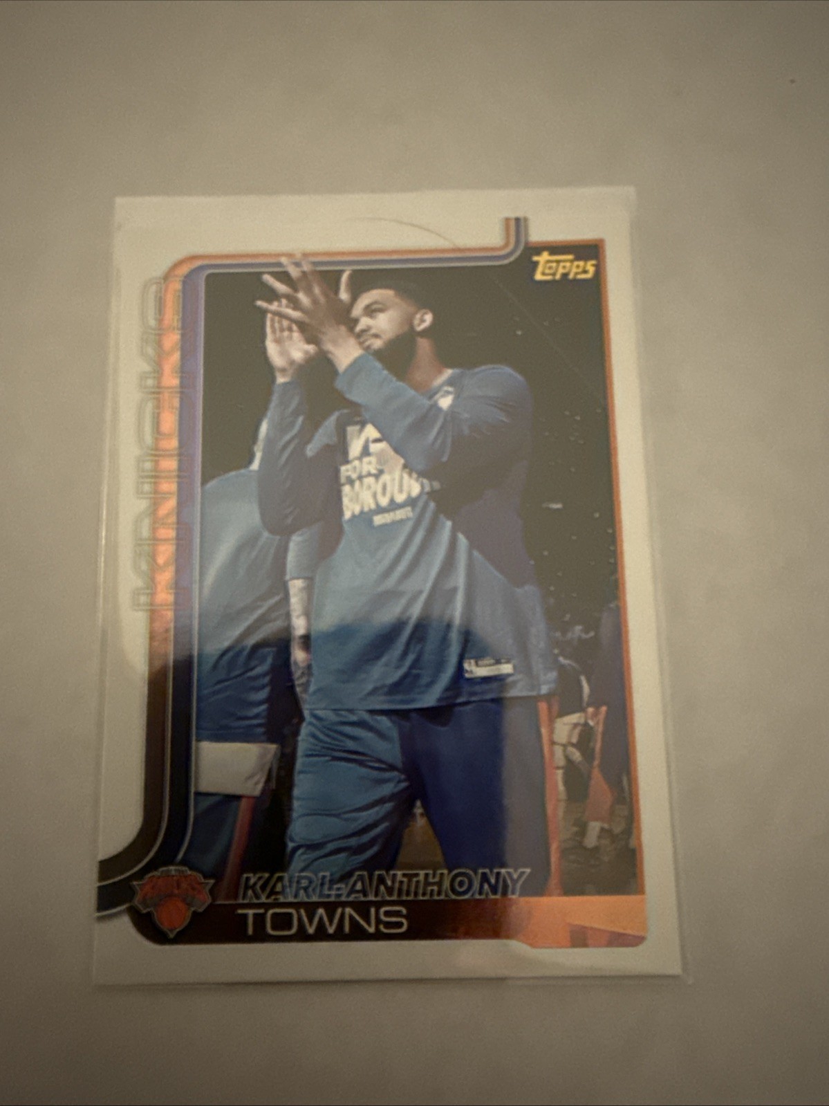 2025-26 Topps Karl-Anthony Towns Golden Mirror Image Variation SSP #19 Knicks