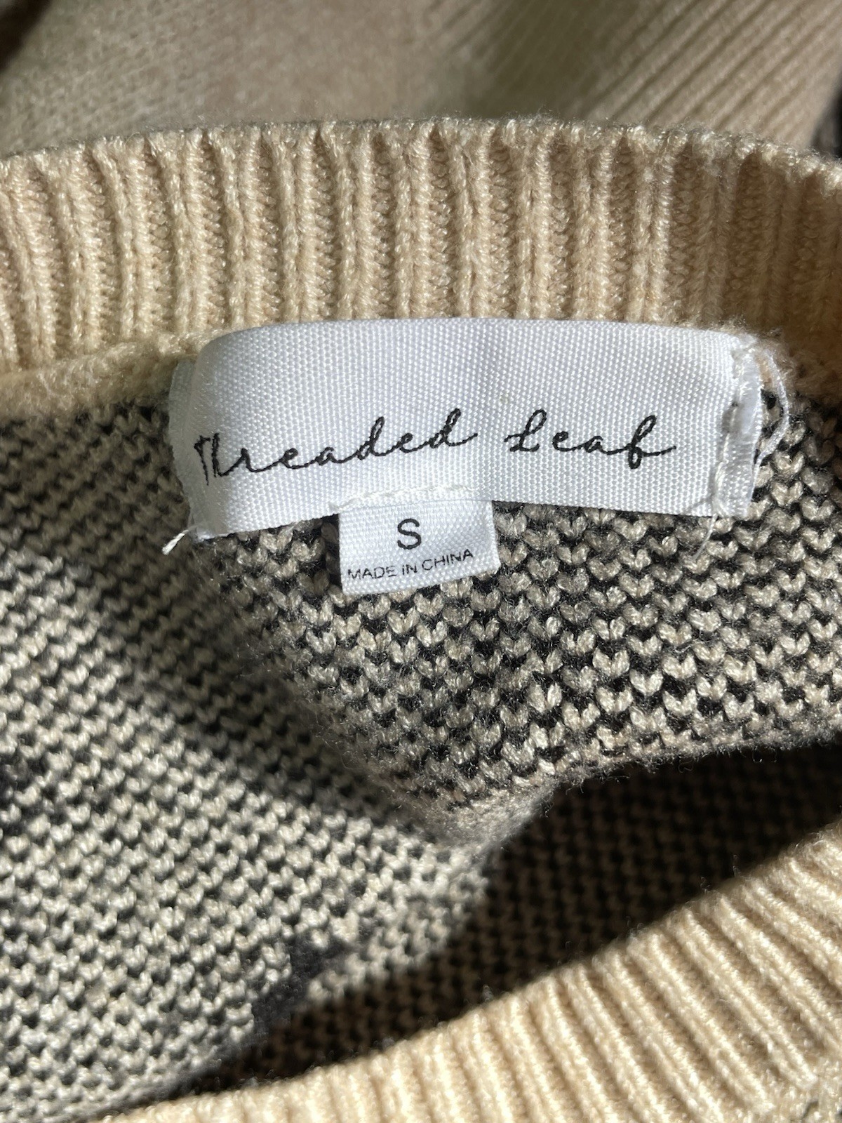 Threaded Leaf Long Sleeve Rounded Neckline Beige/… - image 4