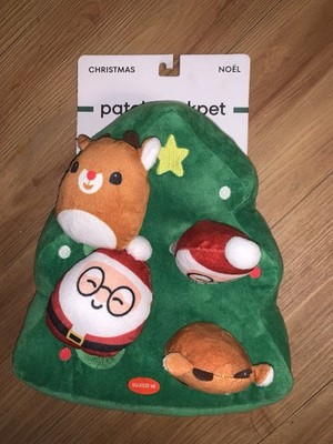 Patchwork Pet Christmas Themed Pet Toy Features 4 Individual Toys NWT