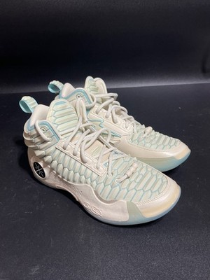 Size 10.5 - Li-Ning Way of Wade 10 White Dragon