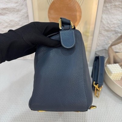 Pre-owned Authentic Loewe Puzzle Medium Dark Navy Grained 30cm
