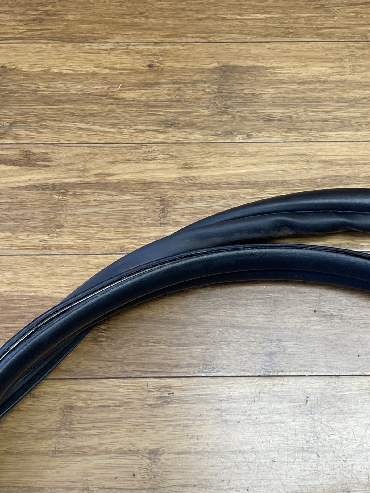 204-2020 BMW i8 I12 Rear Trunk Lid Deck Weather Strip Seal Rubber Gasket OEM