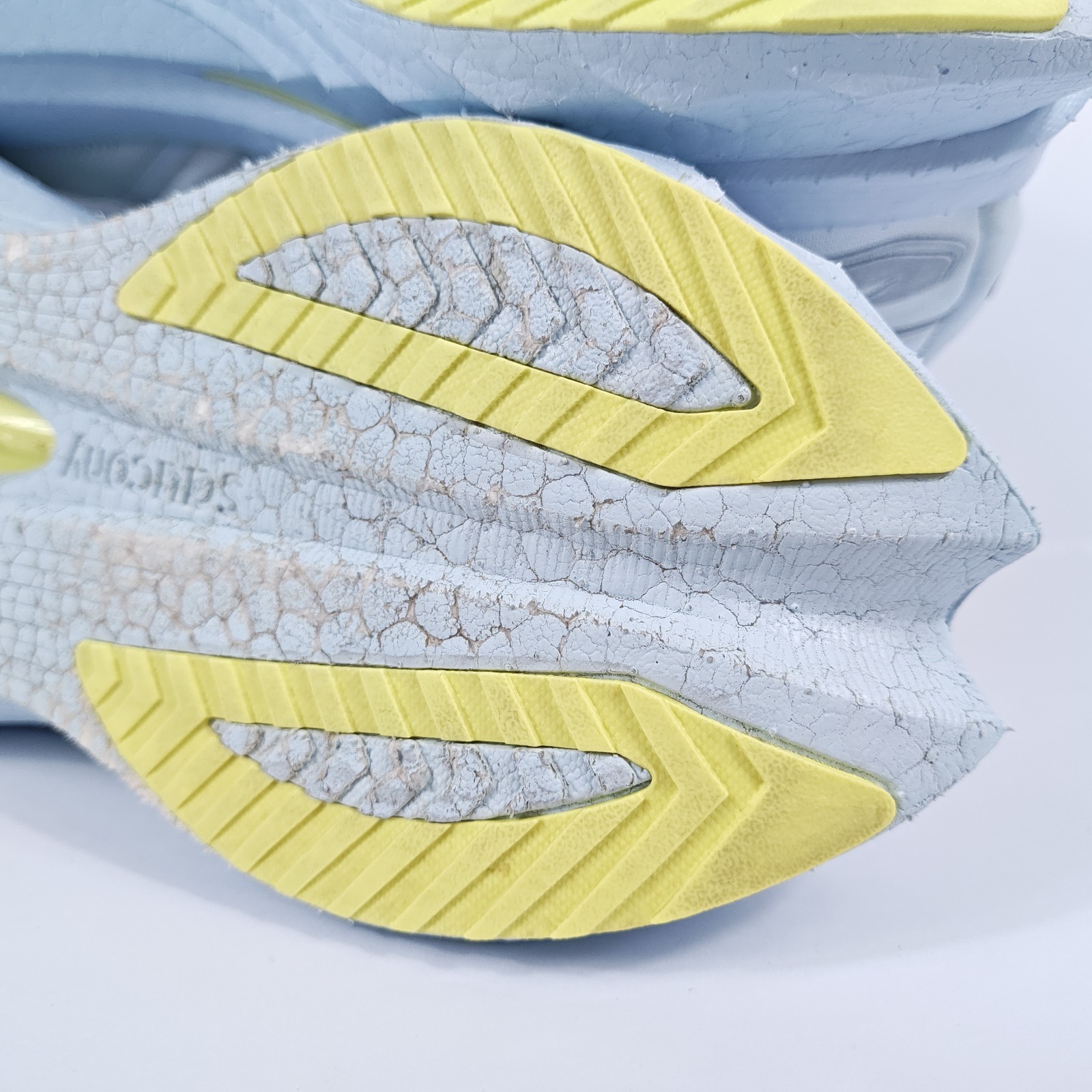 Saucony Endorphin Speed 4 Womens 10.5 Lightweight Road Running Shoes Blue thumbnail 20