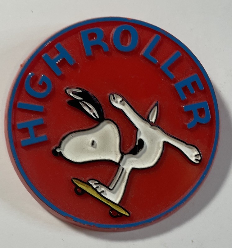 Pin-Back Pin #987-Vintage Button Pin-SNOOPY HIGH ROLLER-2.25"