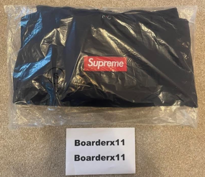 Supreme Box Logo Hoodie NAVY FW24 Size S SMALL BRAND NEW IN HAND supreme box logo foodie NAVY small