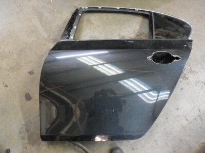 04-10 E60 BMW 525i 530i 535i M5 Rear Left Black Door Panel Body Shell 415272023H