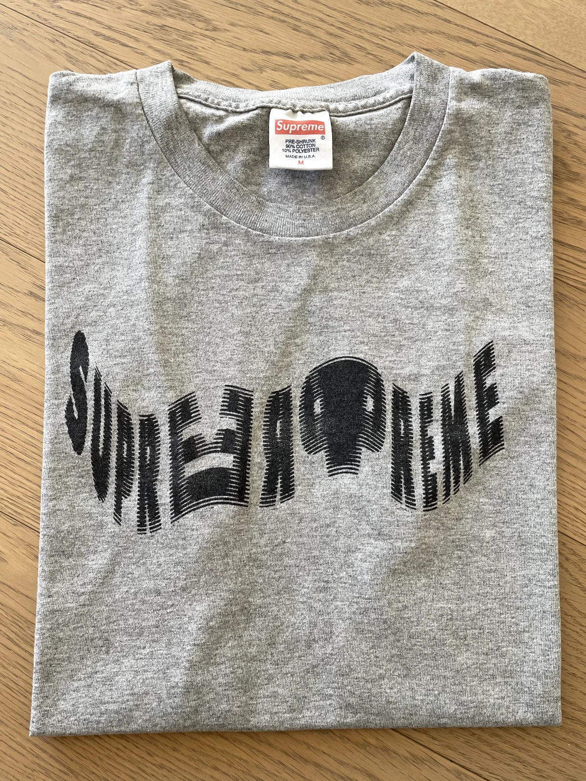 Tee Supreme Gris taille M
