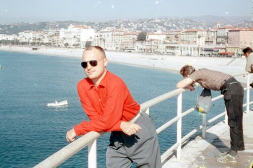 Vintage Photo Slide 35mm 1956 Lido Beach France Man Sunglasses - Picture 1 of 1