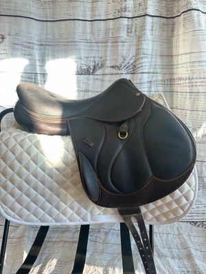 18'' Devoucoux Chiberta Saddle