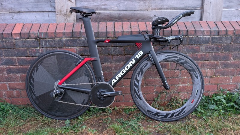 Argon 18 E-117 TT/Triathlon Bike Size Medium with Rear Disc and Power