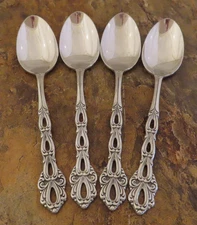 Oneida Chandelier Set of 4 Teaspoons Spoons Community Stainless Flatware Lot K