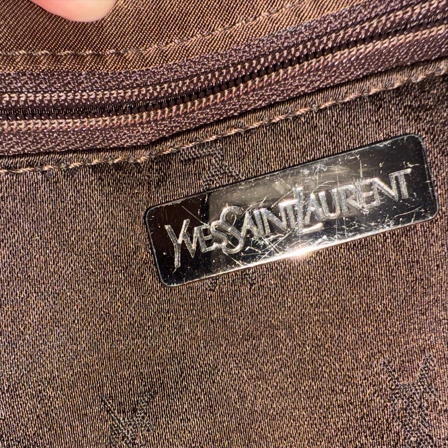 RARA borsa da polso vintage Yves Saint Laurent in raso marrone