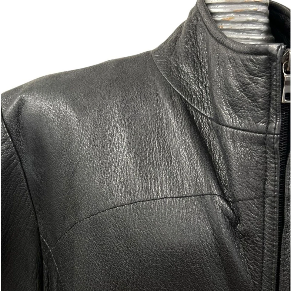 Kenneth Cole Reaction Women’s Black Leather Zip Jacket LARGE Minimalist Classic - Image 3 of 4