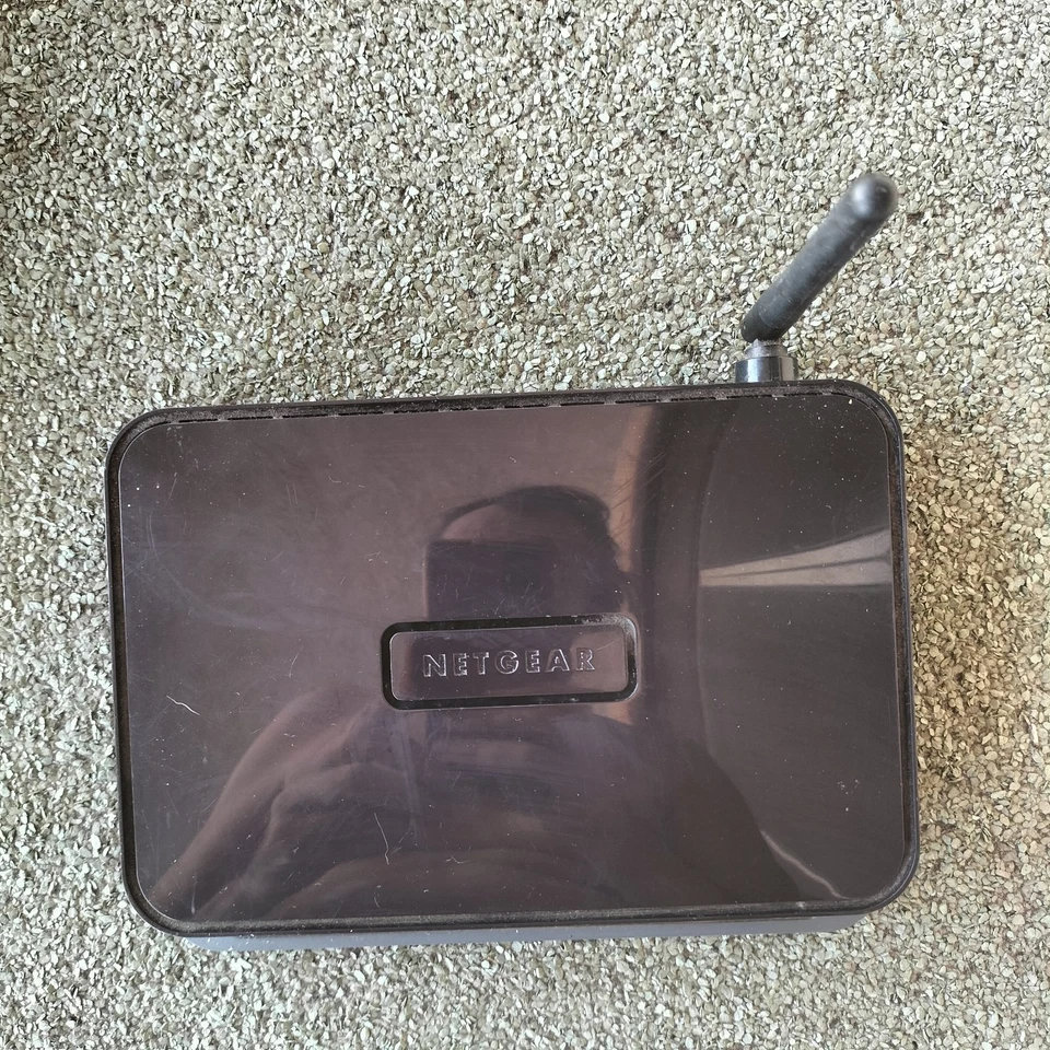 Netgear DGN1000 Modem Router Adsl2+ Wi-Fi B/G 4 Port Ethernet WPS Getestet - Bild 2 von 4