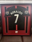 Cristiano Ronaldo Signed Manchester United Jersey PSA Auth Soccer Framed — photo 1